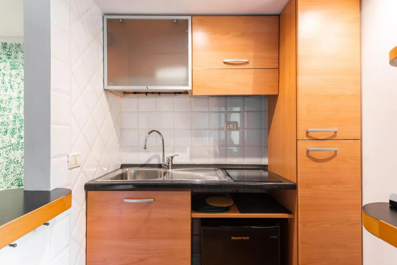 Studio Suite Aurelia Antica Rome 0*,  Italy